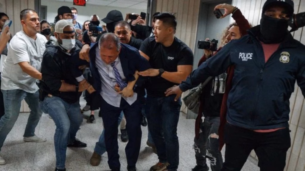 Fiscal general de Nueva York: Es «abuso de poder escandaloso» el arresto del contralor
