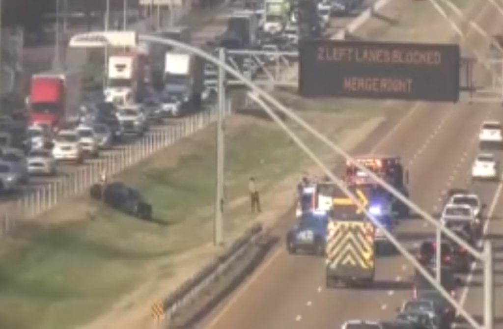 Choque múltiple en la I-240 deja un herido y provoca retrasos en la mañana de este martes