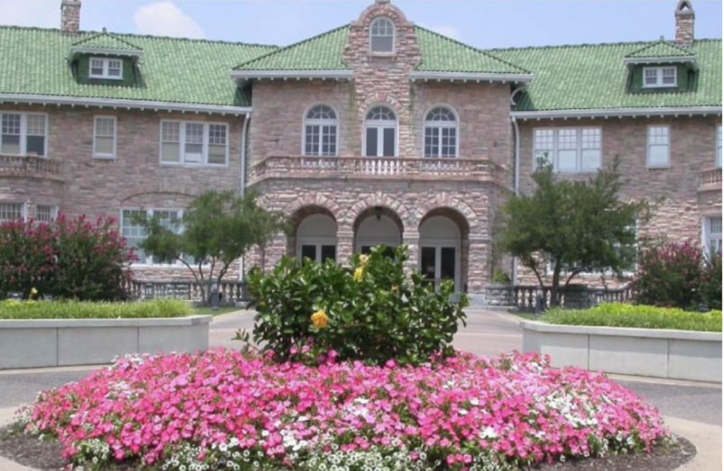 Plan gratuito para Spring Break: familias de Memphis podrán visitar el Pink Palace este jueves