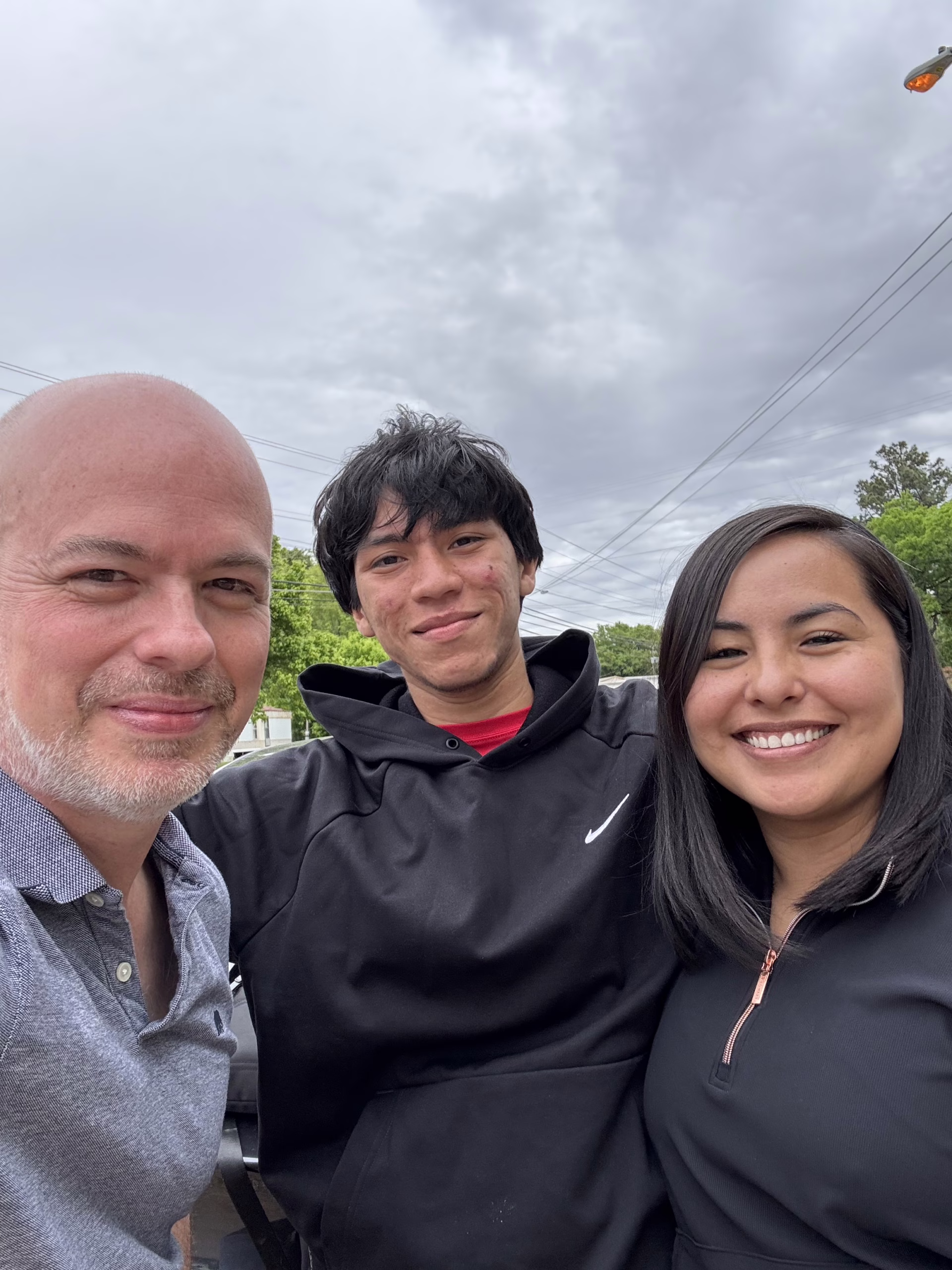“Me siento muy feliz porque voy a ver a mi madre”: estudiante de Memphis habla tras salir de detención de ICE