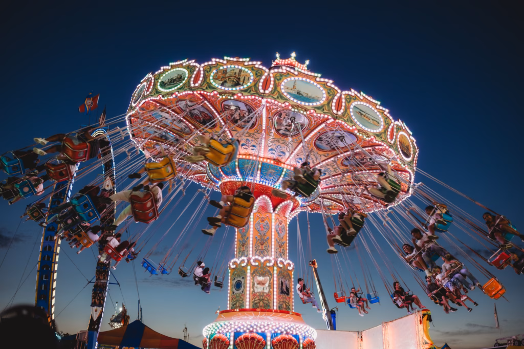 Nueve personas resultan heridas tras falla en juego mecánico en la Feria Estatal de Tennessee