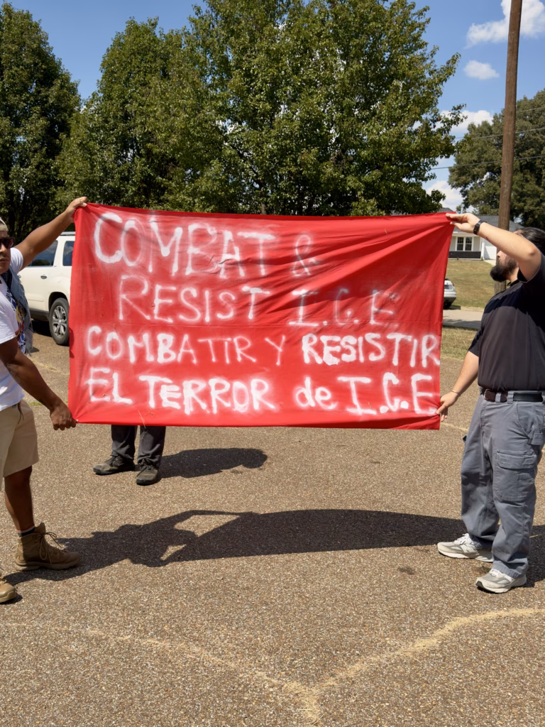 Protesta en Mason exige mejores condiciones para detenidos de ICE; la agencia niega las denuncias